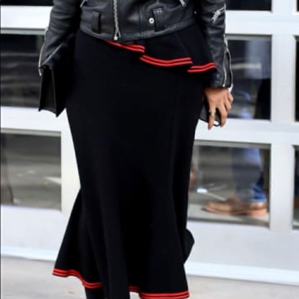 New Givenchy wool skirt sz 36 - Picture 4 of 16